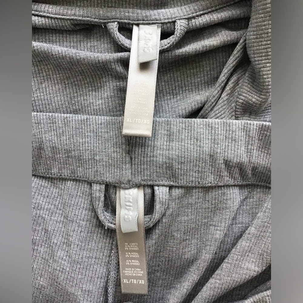 SKIMS Soft Lounge Sleep Set | Heather Gray - Picture 10 of 16